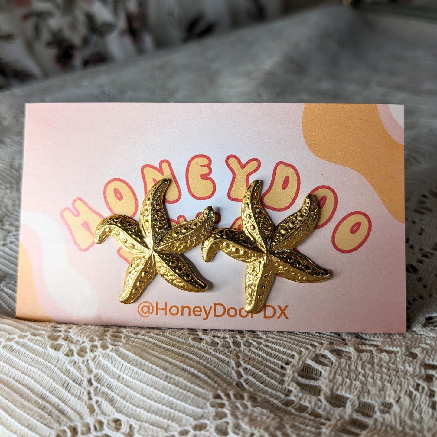 Vintage Gold Tone Wavy Starfish Studs