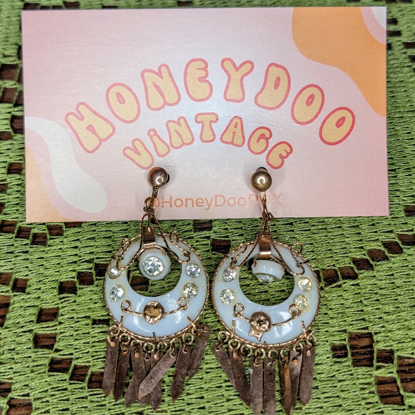 1980s Western Dangle Clip On Earrings