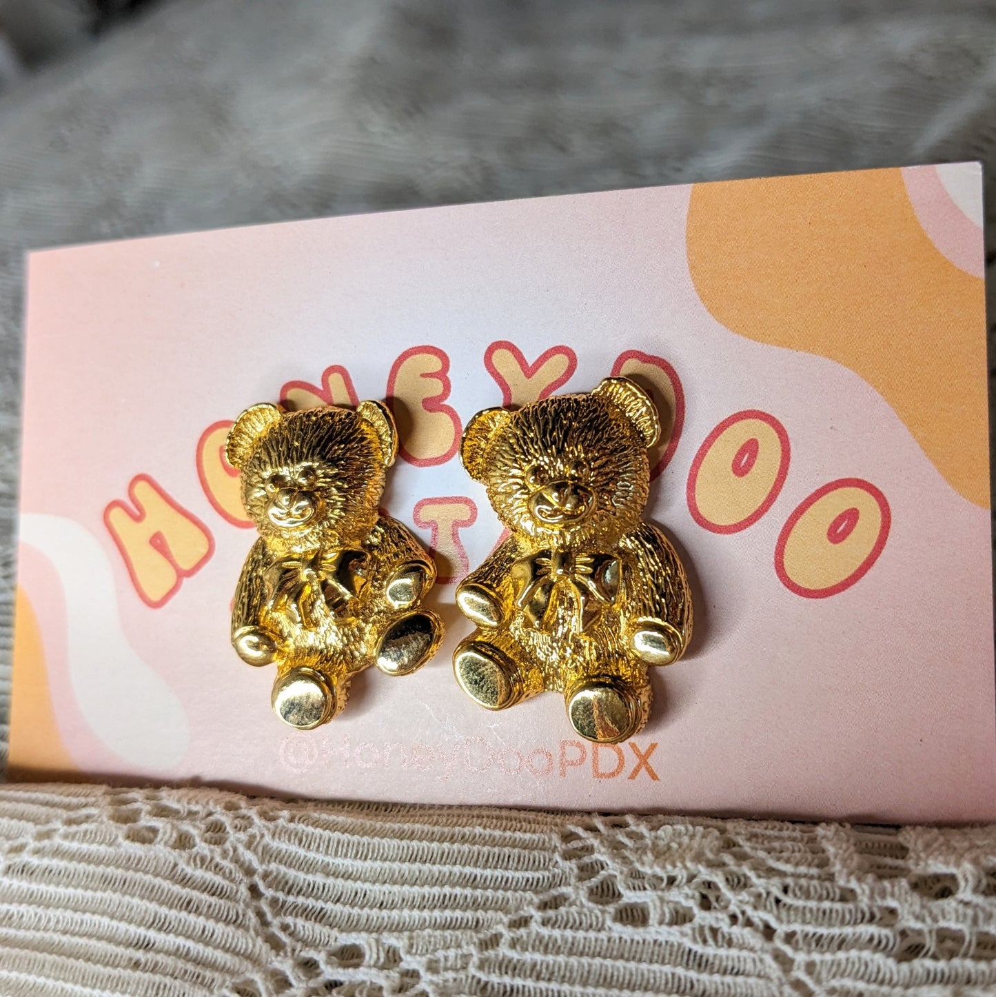 Adorable Vintage Teddy Bear Studs